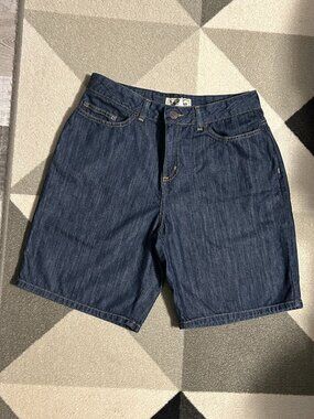 L.L. Bean Women's Classic Fit Straight Jean Shorts Size 10